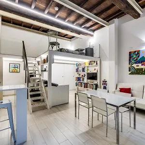 Historic Center Cozy Loft Apartment Rom